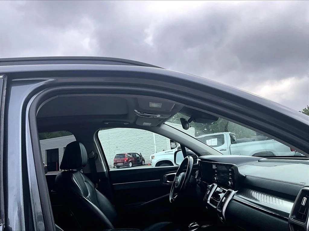 Used 2021 Gray Kia S image 23