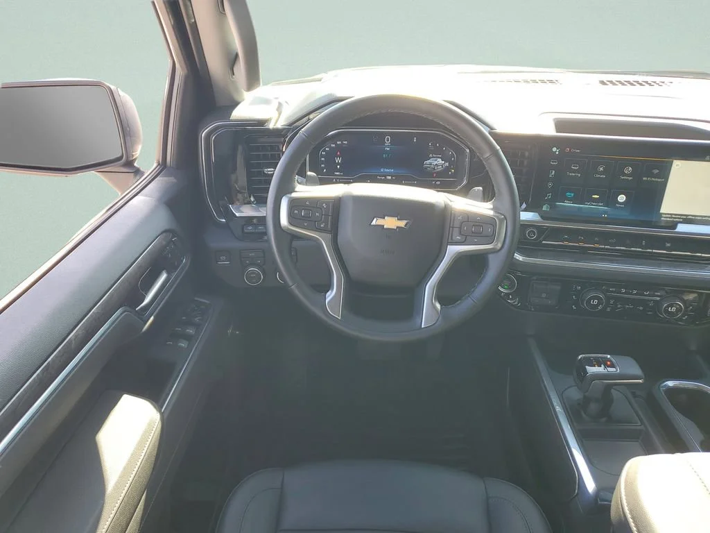 Used 2025 Black Chevrolet LTZ image 12