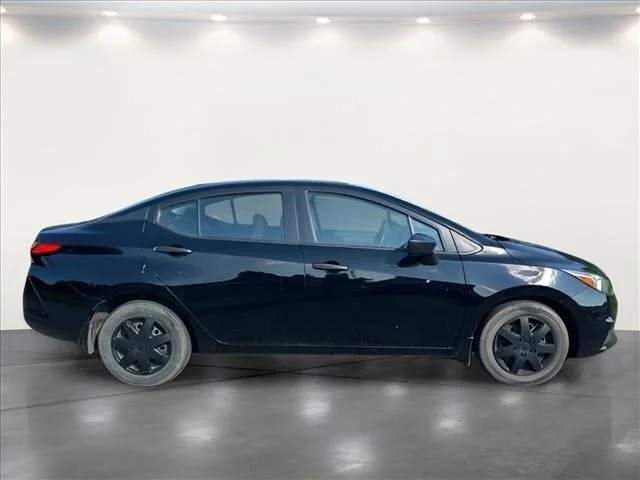 Used 2021 Black Nissan 1.6 S image 11