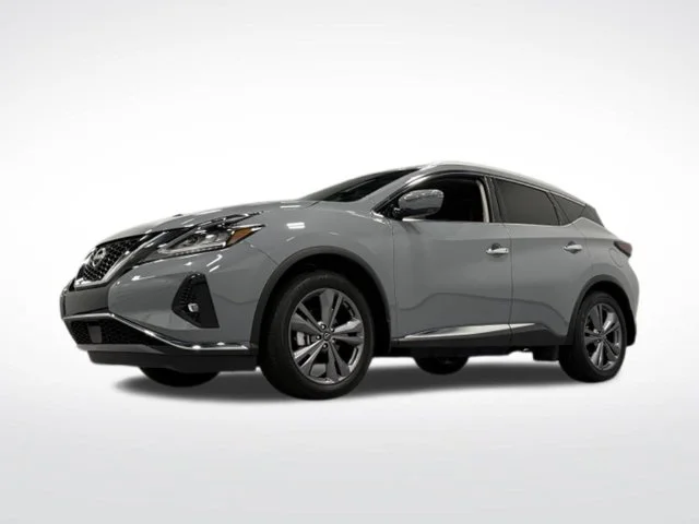Used 2024 Gray Nissan Platinum image 4