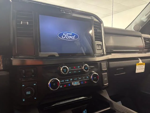 New 2027 Iconic Silver Metallic Ford F-250® Lariat® image 30