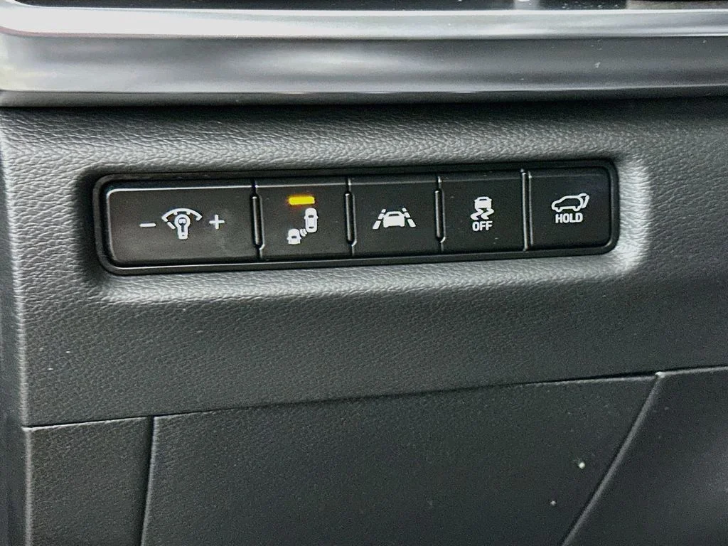 Used 2020 Ebony Black Kia EX image 11