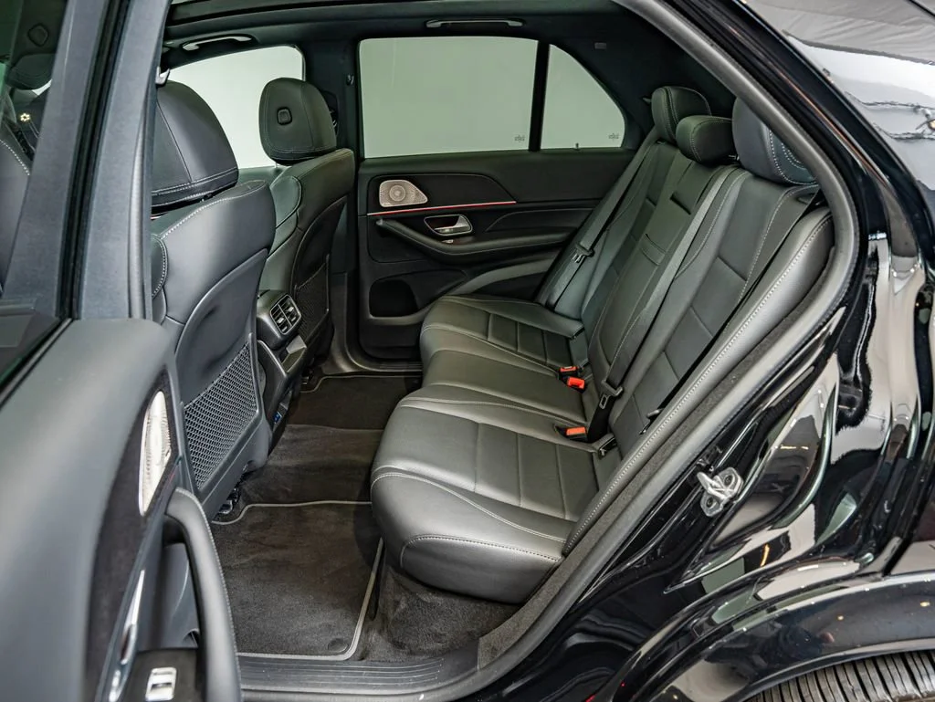 Used 2025 Obsidian Black Metallic Mercedes-Benz GLE 350 image 34