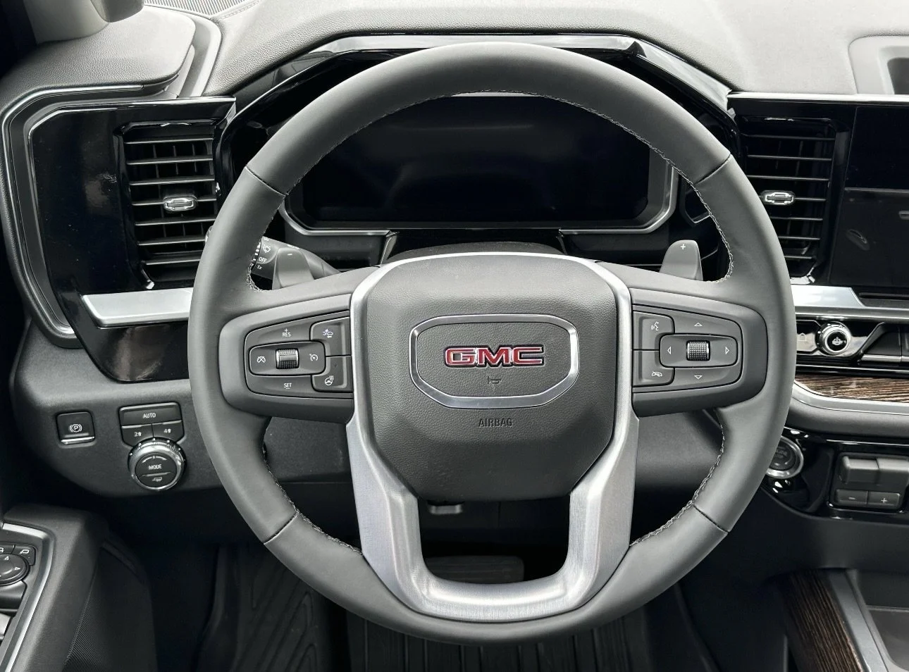 New 2026 Onyx Black GMC Elevation image 13