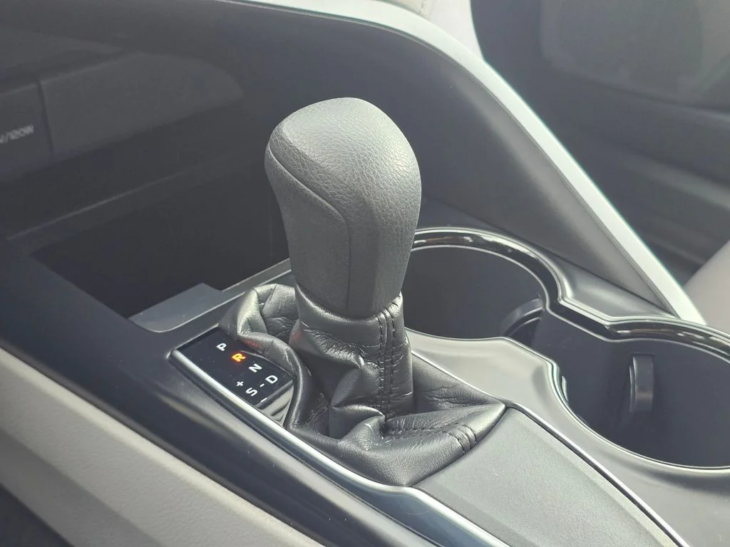 Used 2019 Silver Toyota LE image 24