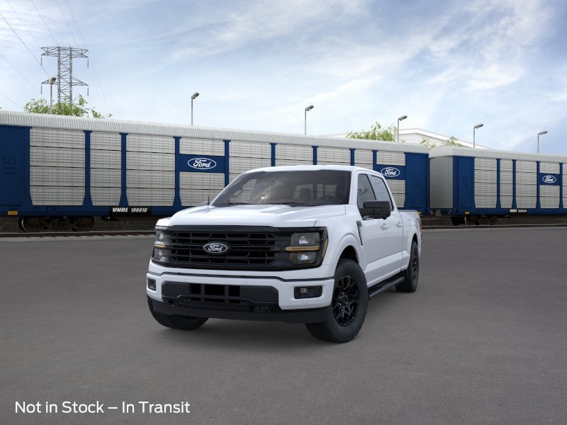 New 2026 Oxford White Ford XLT image 3