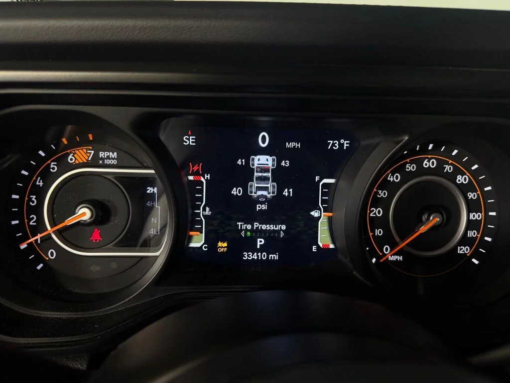 Used 2025 Black Jeep Sahara image 14