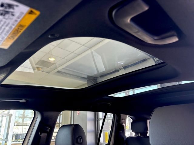 New 2026 Polar White Mercedes-Benz GLB 250 image 57