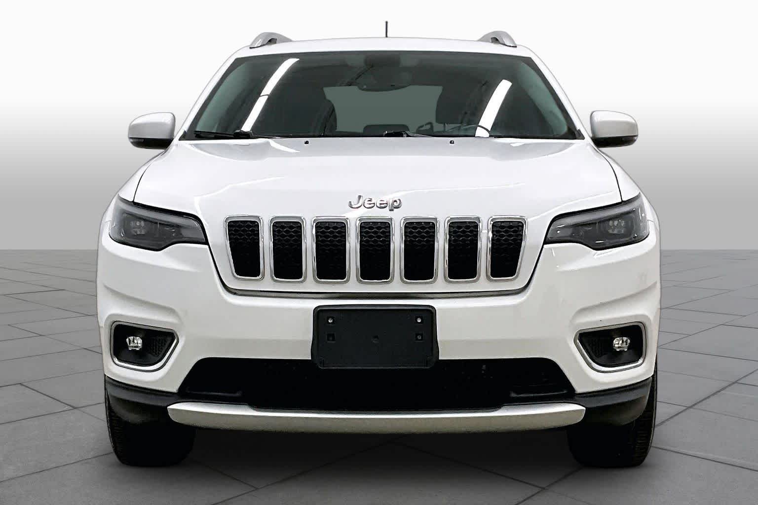 Pre-Owned 2019 Jeep Cherokee Limited