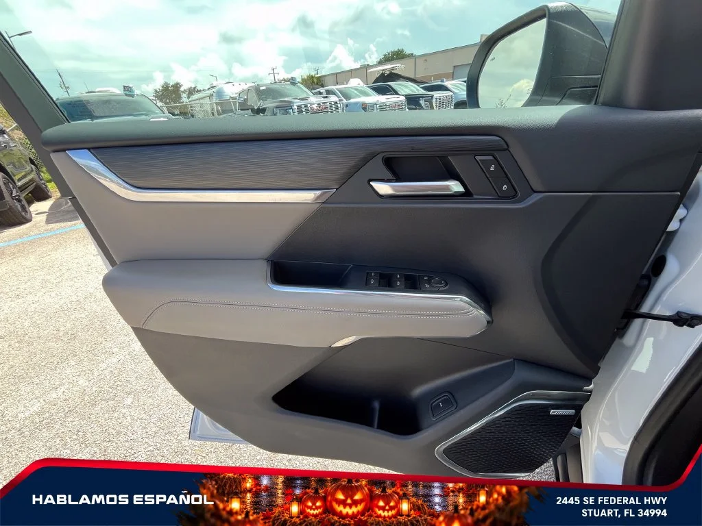 New 2026 Summit White GMC Elevation image 24