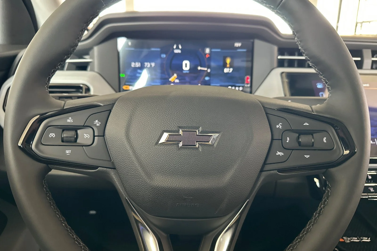 New 2027 Summit White Chevrolet RS image 23