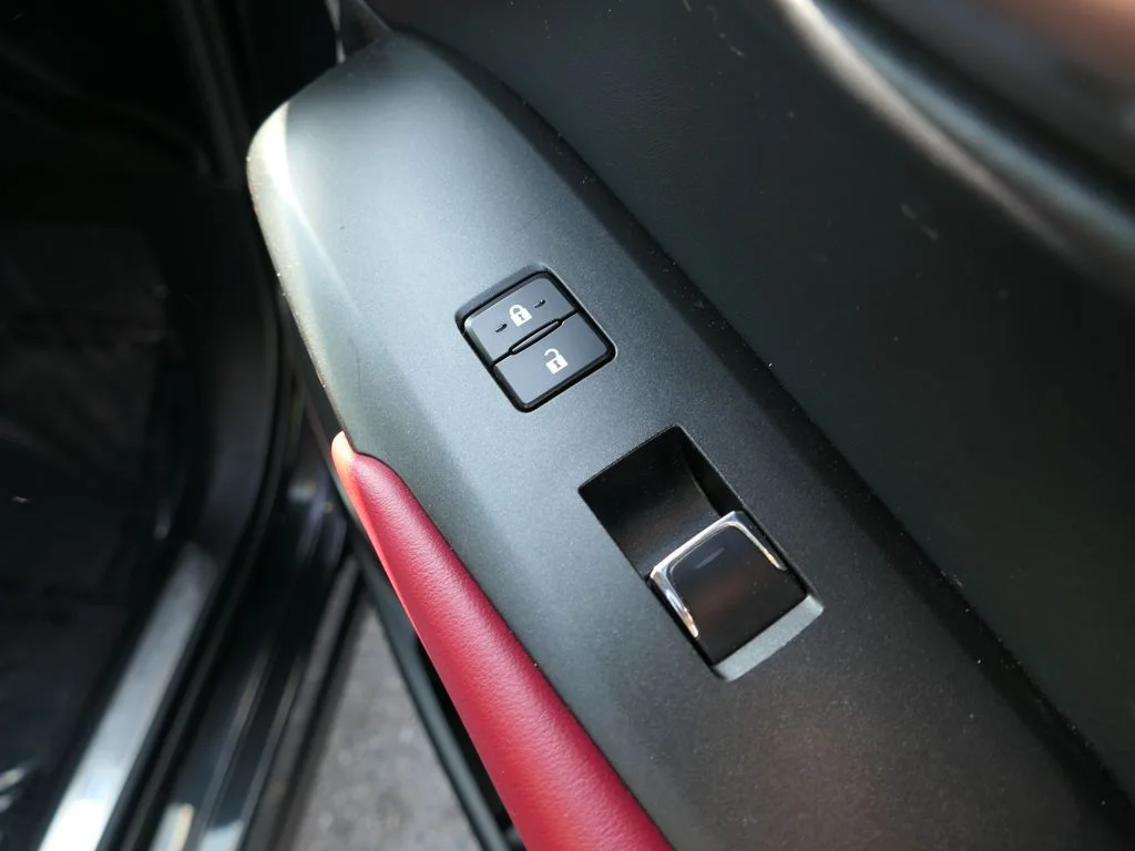 Used 2020 Caviar Lexus 300h image 26