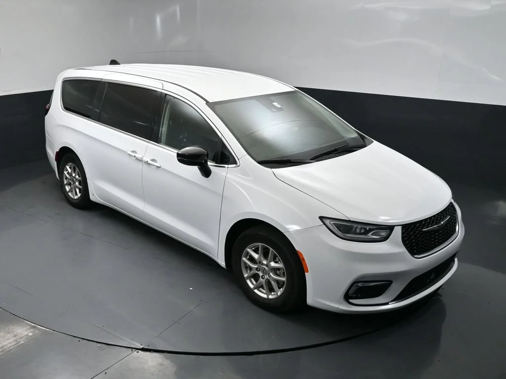 Certified Used 2024 White Chrysler Touring L image 13
