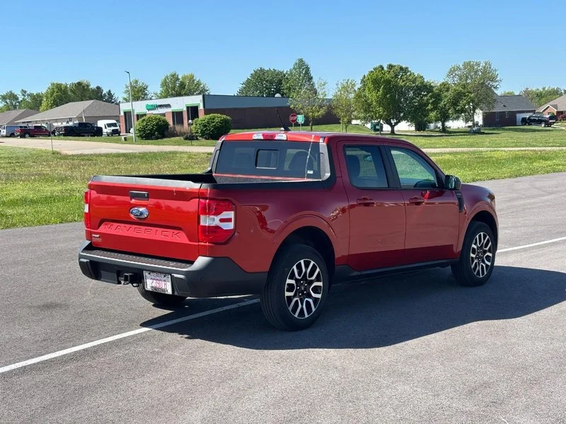 Used 2024 Hot Pepper Red Metallic Tinted Clearcoat Ford Lariat® image 3