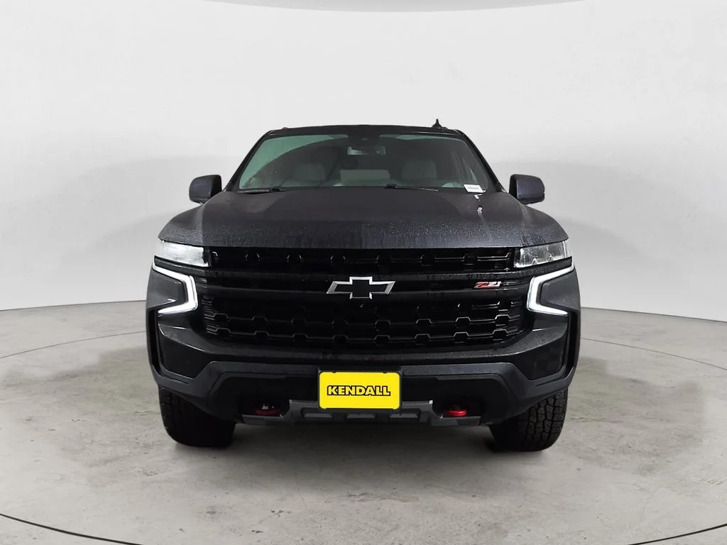 Used 2023 Gray Chevrolet Z71 image 2