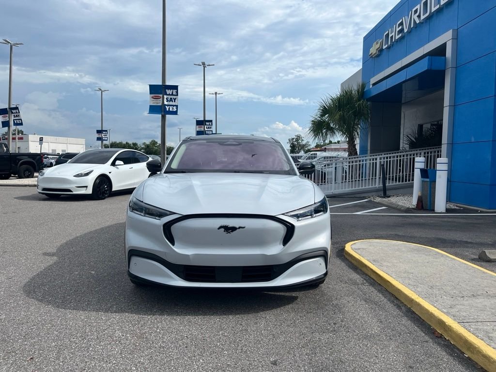 Used 2022 White Ford Premium image 2