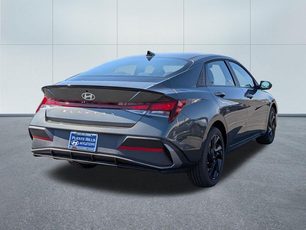 New 2026 Gray Hyundai SEL Sport image 6