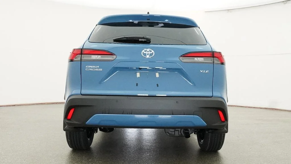 New 2026 Cavalry Blue Toyota XLE image 21