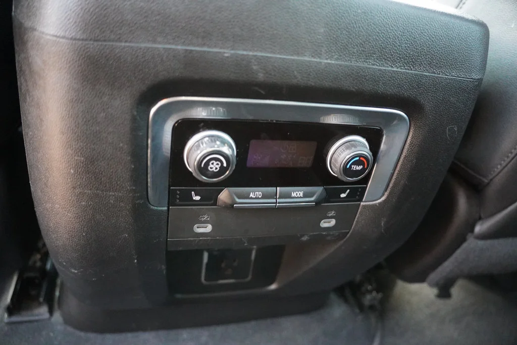 Used 2023 Summit White Chevrolet LT image 4