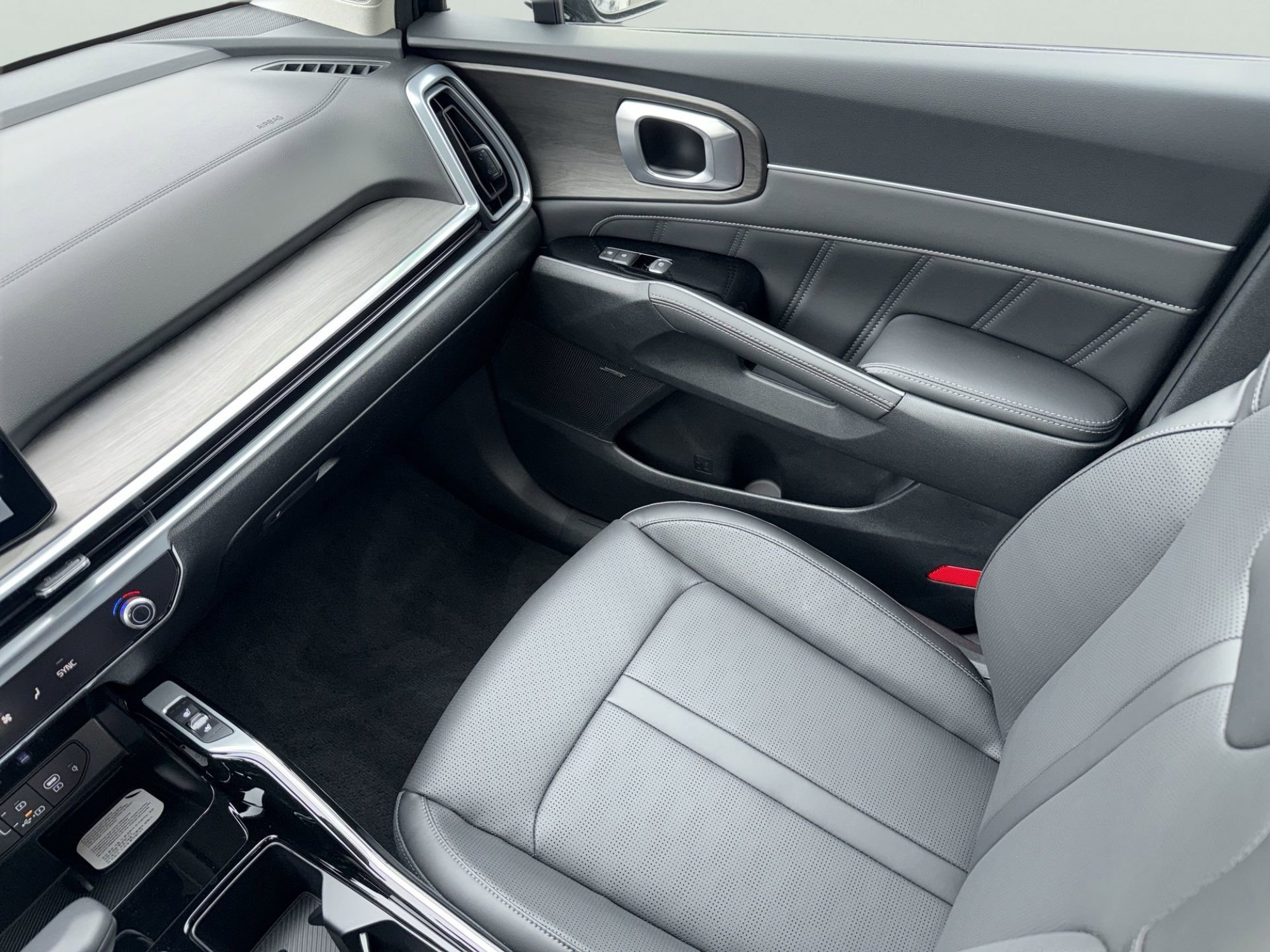 New 2026 Ebony Black Kia X-Line SX AWD image 15