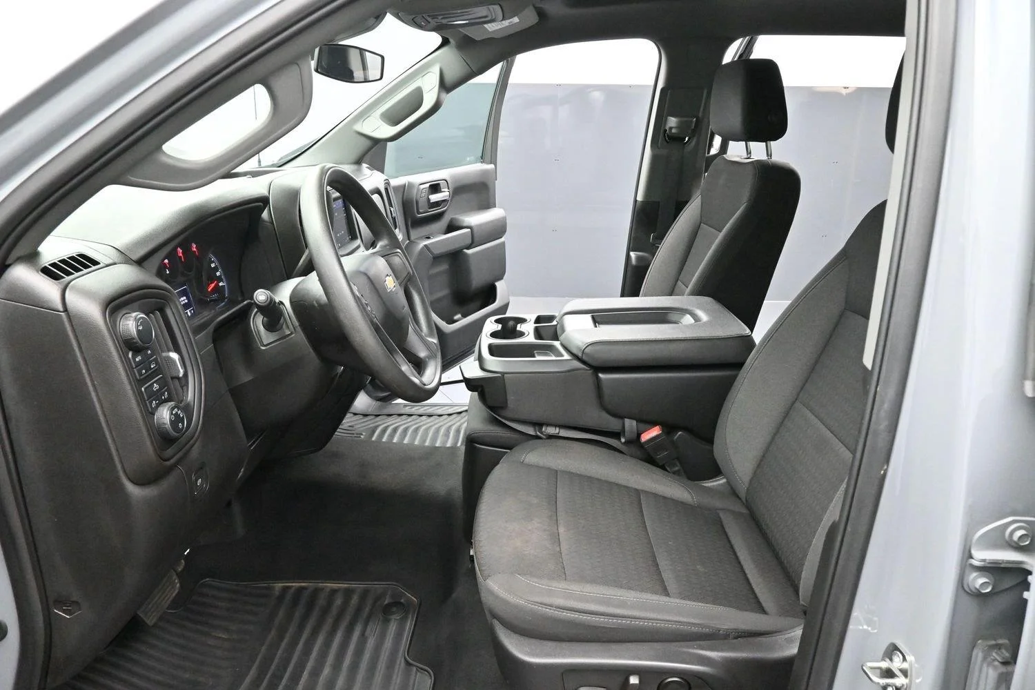 Used 2024 Slate Gray Metallic Chevrolet Custom image 12