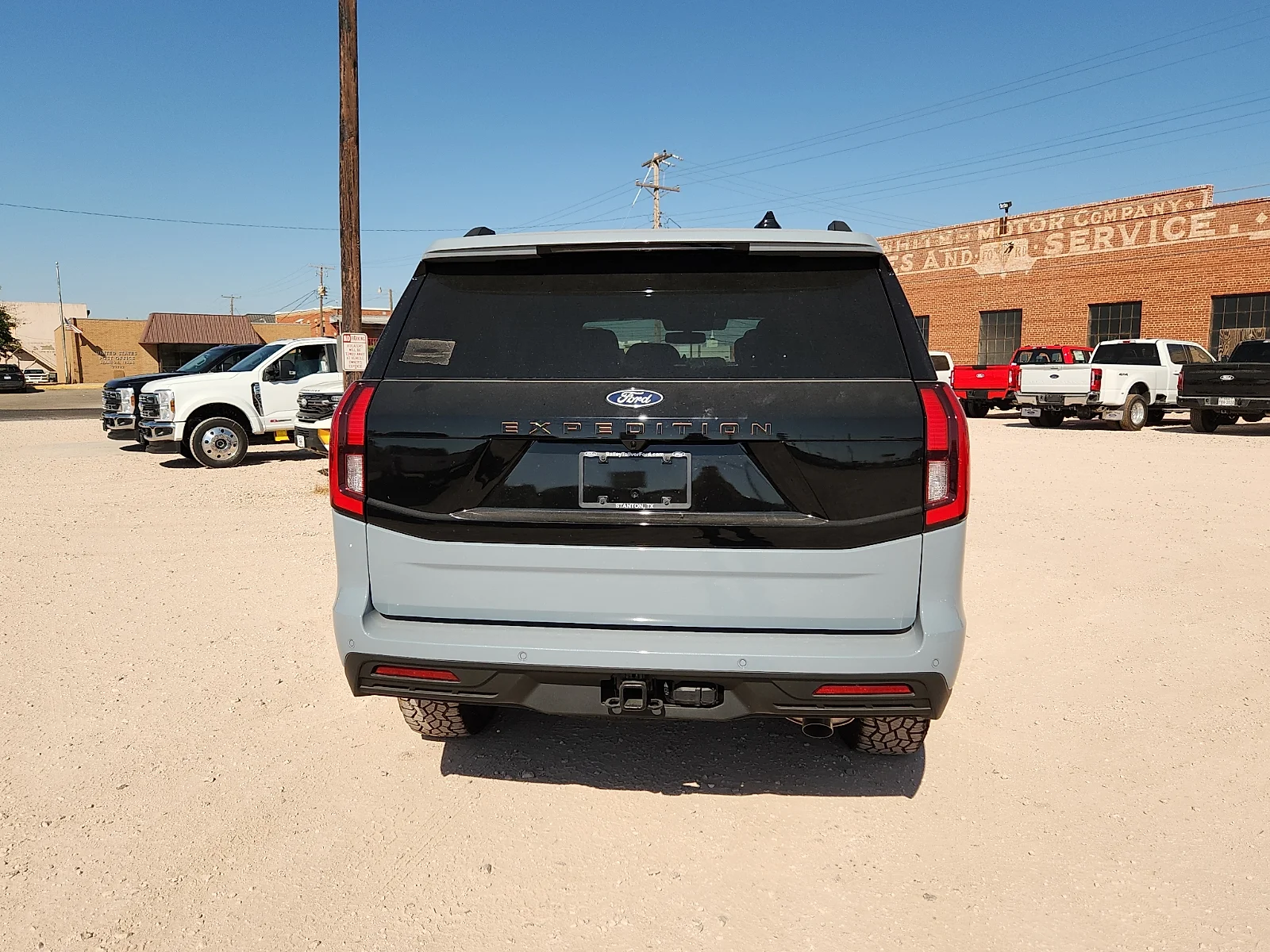 New 2027 Glacier Gray Metallic Tri-Coat Ford Tremor image 6