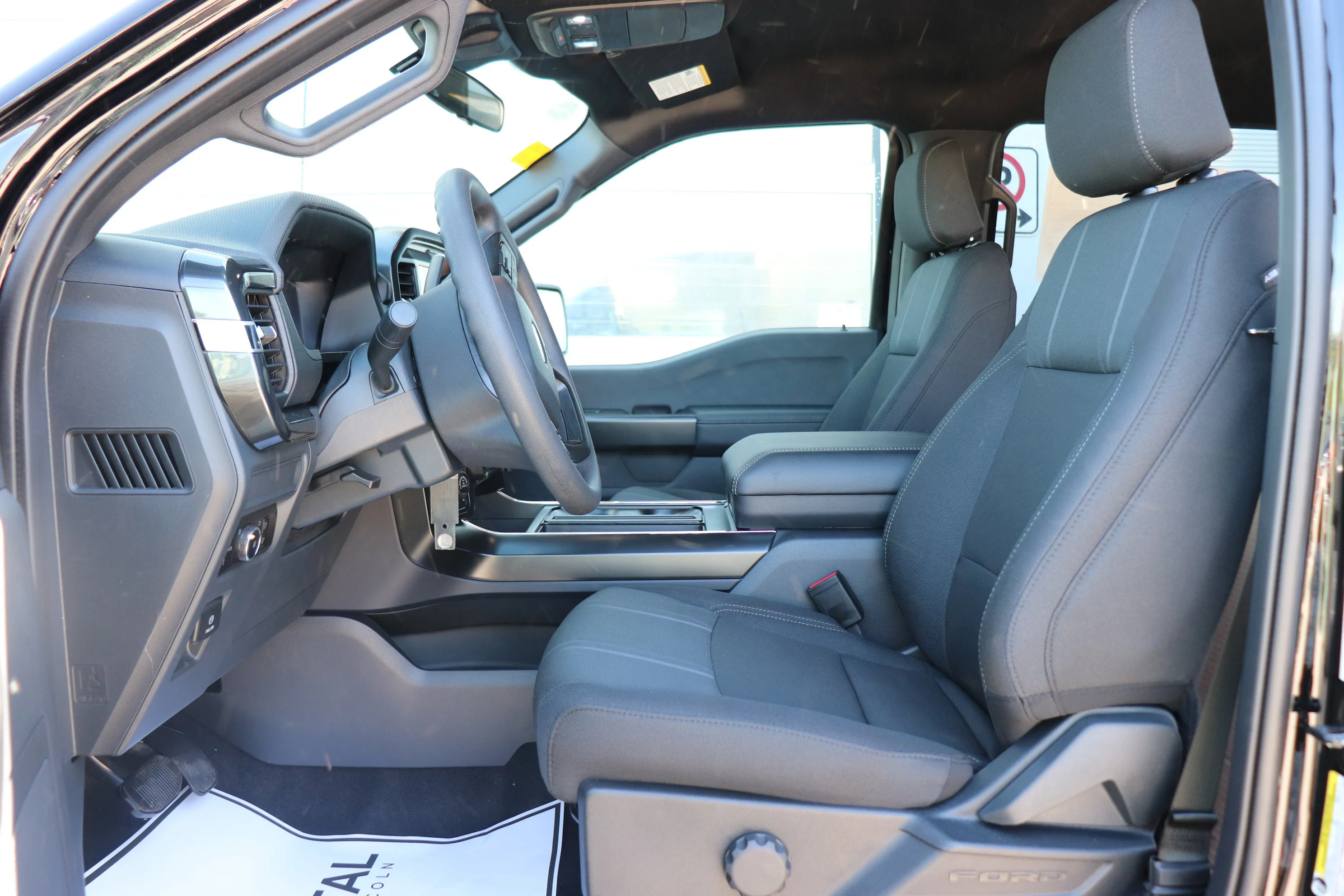 New 2026 AGATE BLACK METALLIC Ford STX image 9