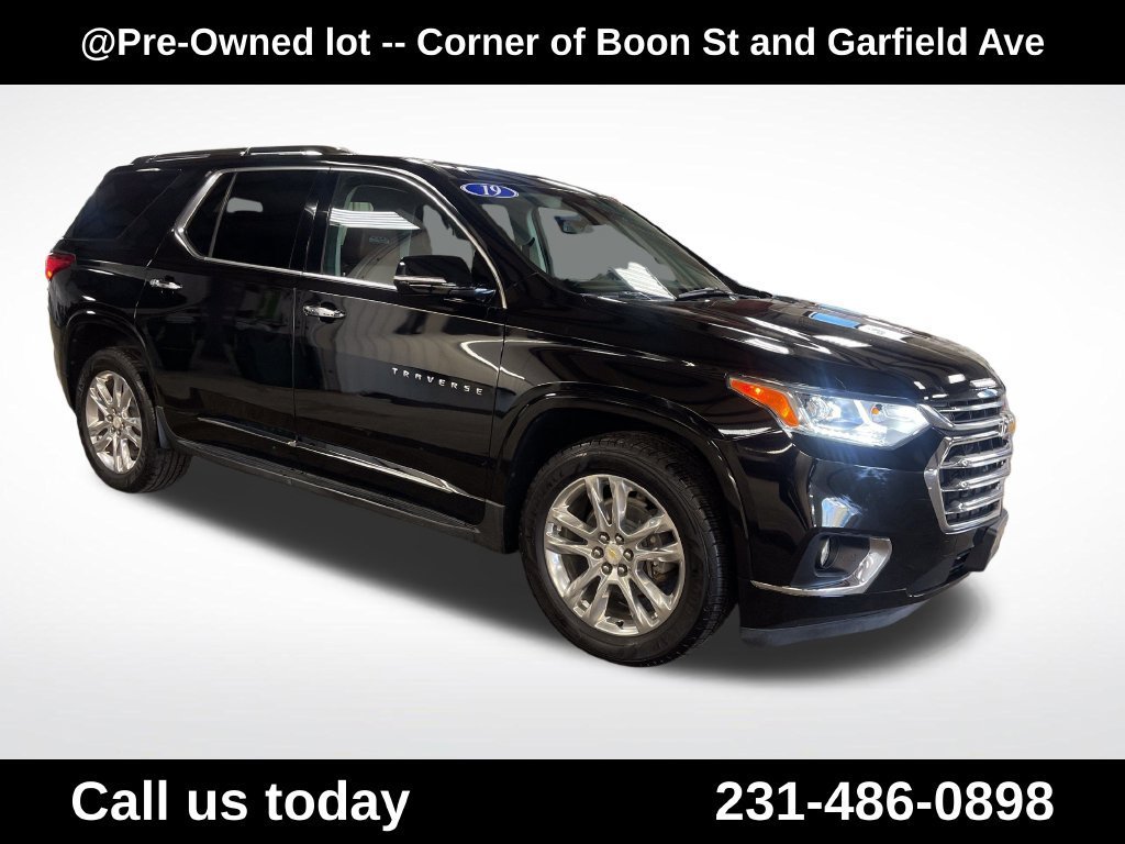Used 2019 MOSAIC BLACK METALLIC Chevrolet High Country image 7