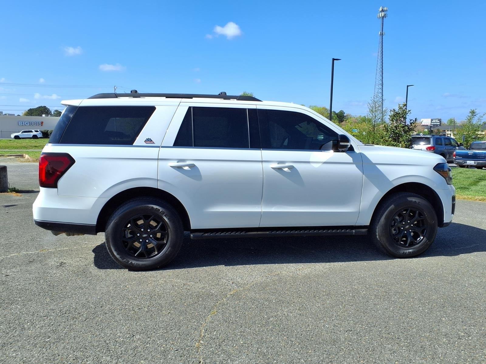 Used 2022 Star White Metallic Tri-Coat FORD TIMBER image 11