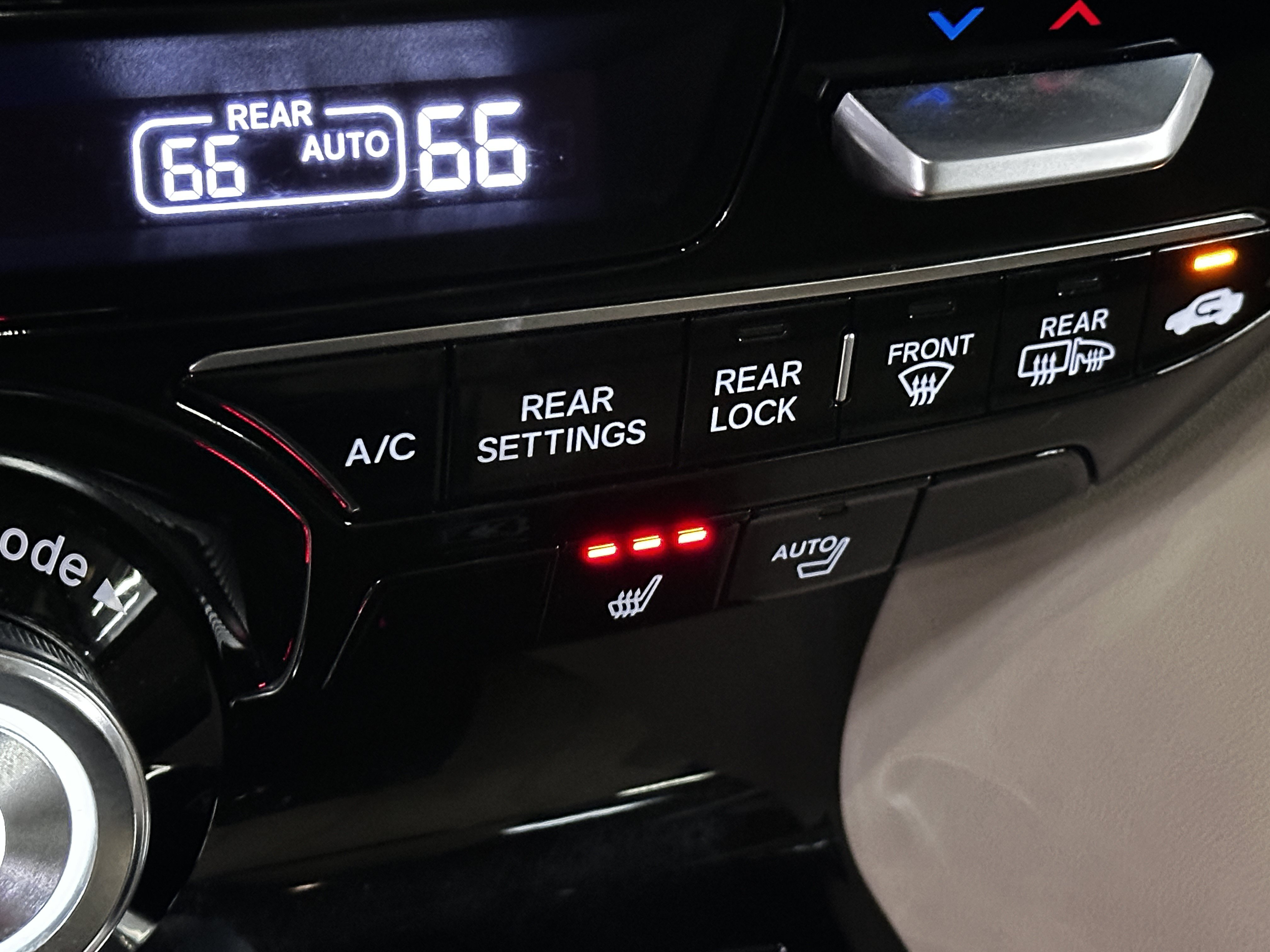 Used 2024 Platinum White Pearl Acura SH-AWD TECH image 31