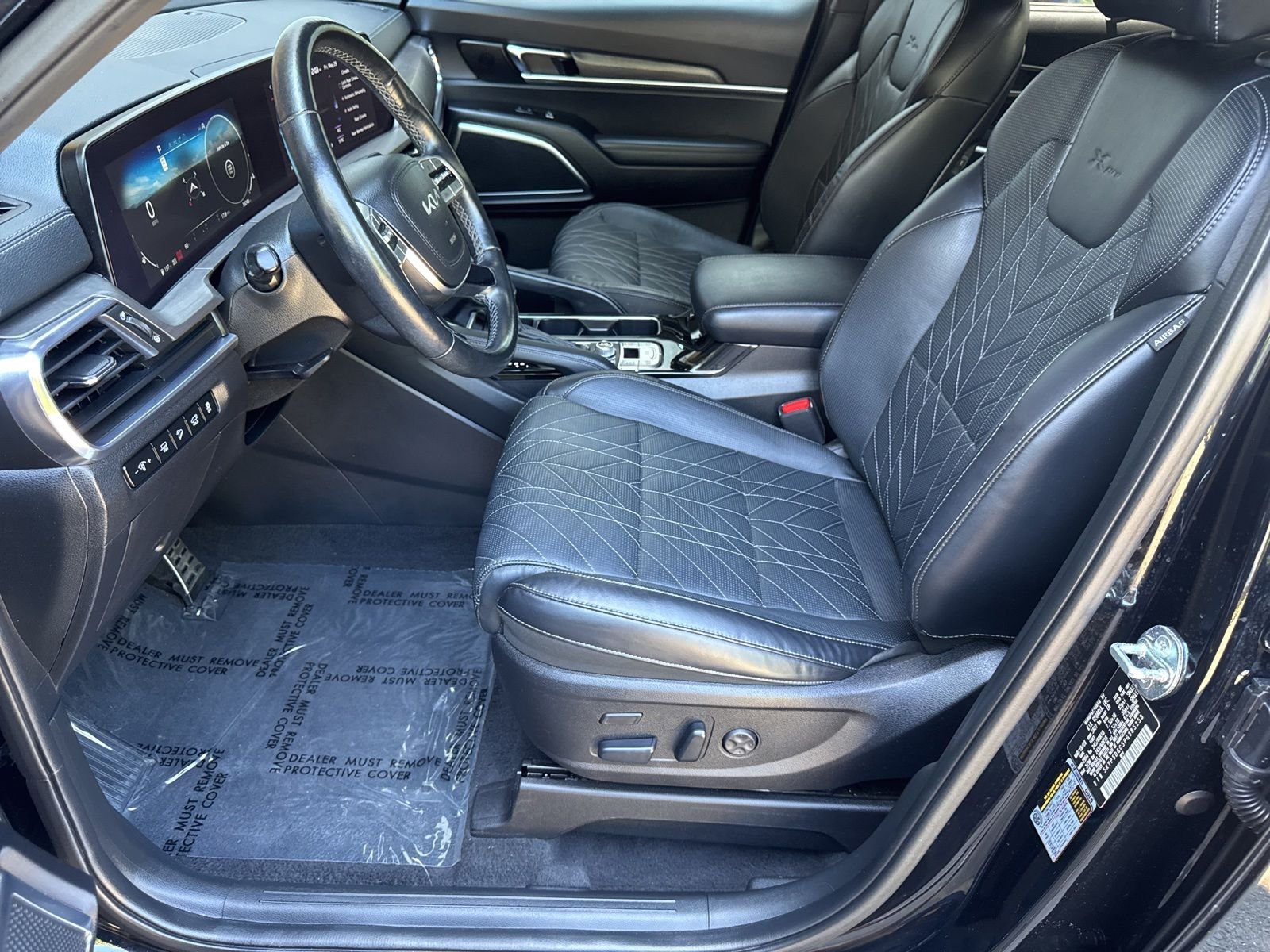 Used 2023 Black Kia SX-Prestige X-Pro image 8