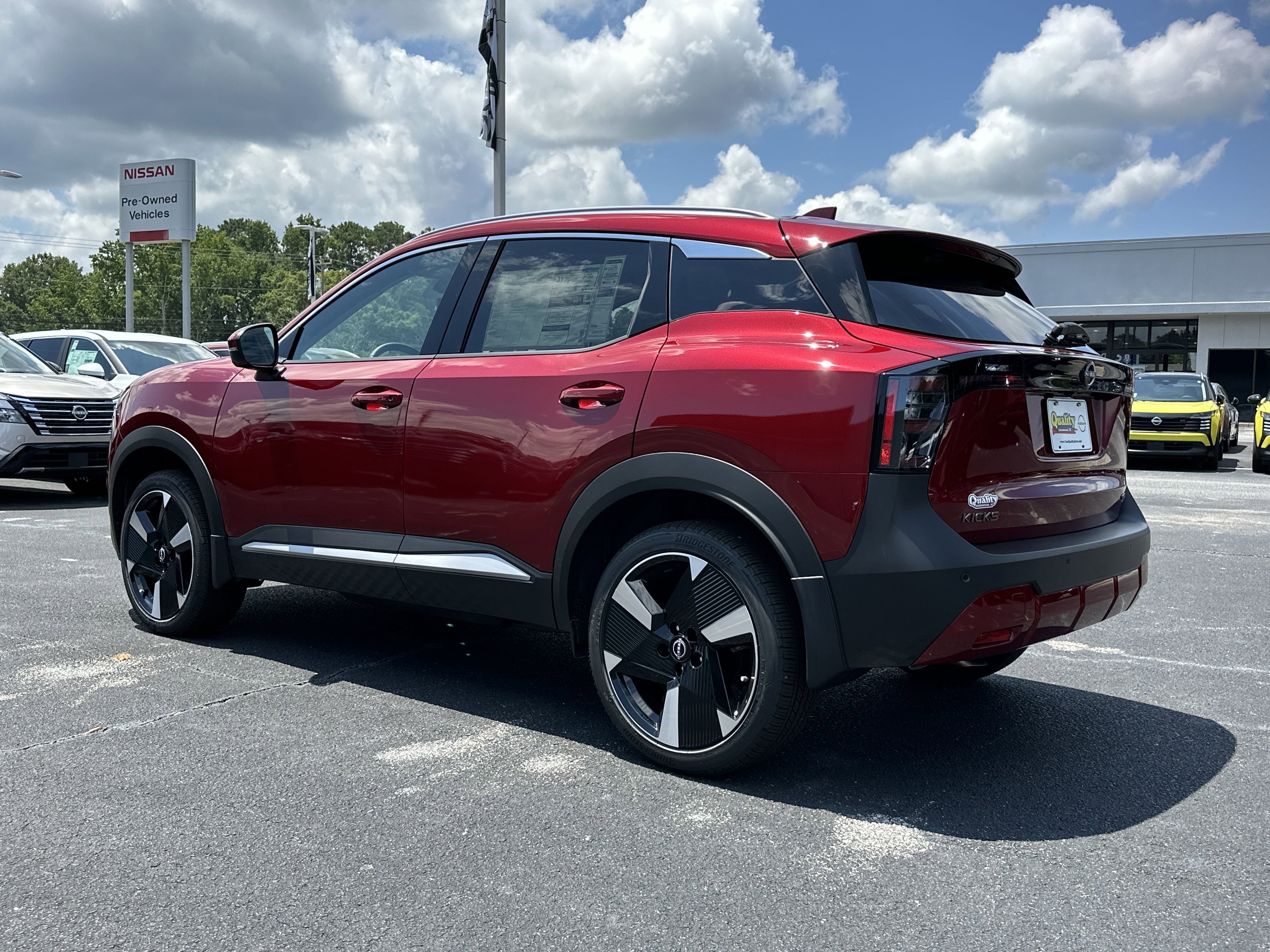 2025 Nissan Kicks SR - Photo 6