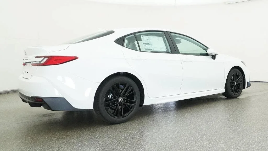 Used 2026 Ice Cap Toyota SE image 25
