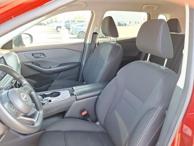 Used 2023 Red Nissan S image 10