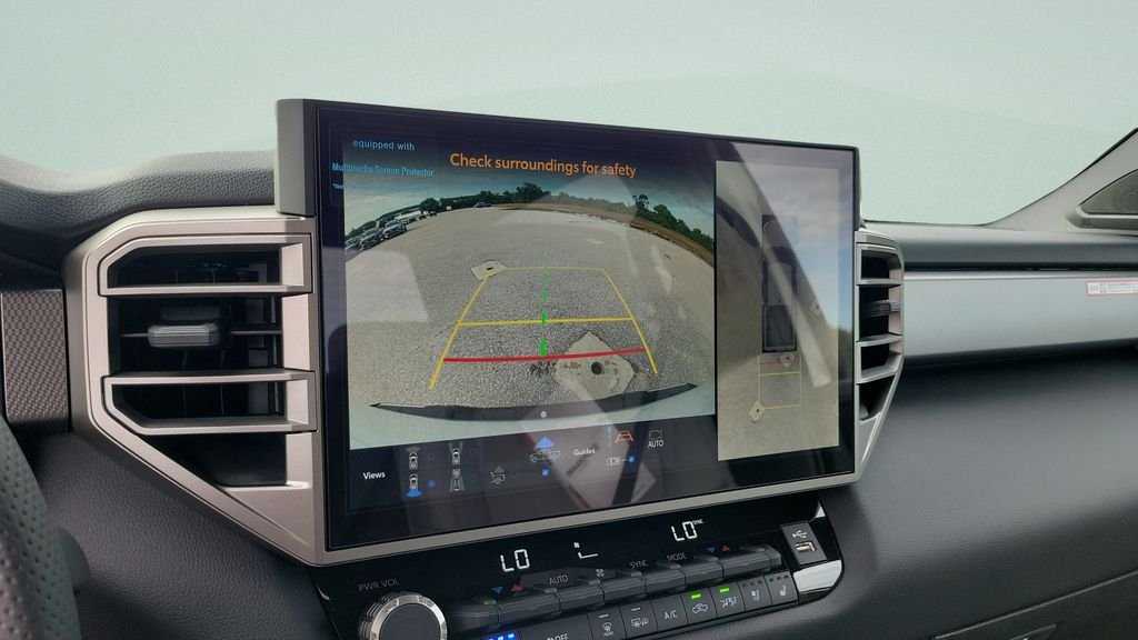 2026 Toyota Tundra Limited - Photo 17
