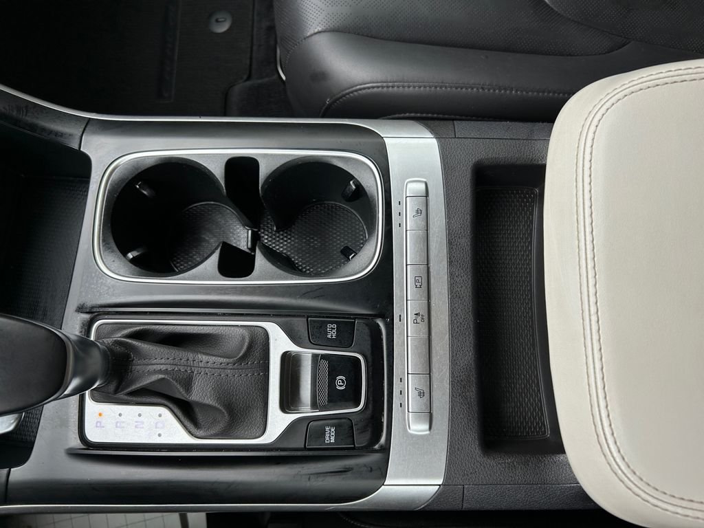 Used 2023 Black Kia LX Seat Package image 23