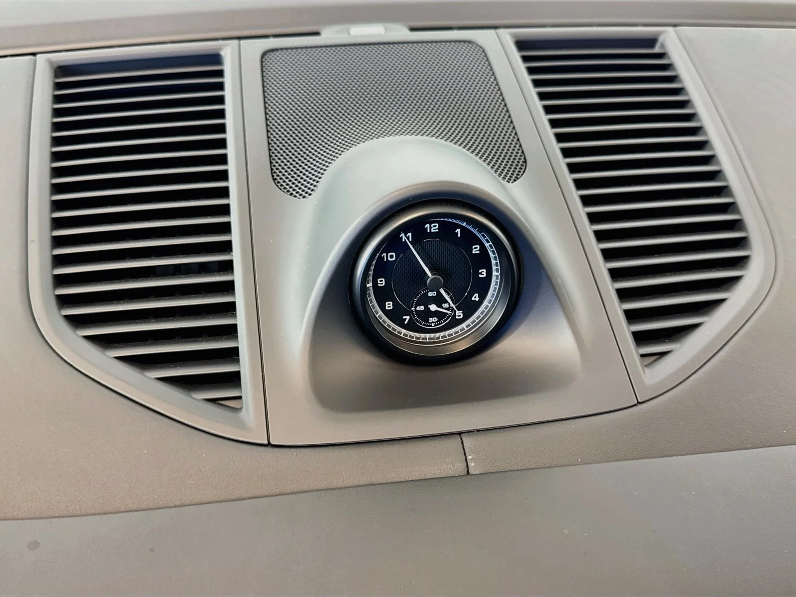 Certified Used 2025 Dolomite Silver Porsche T image 29