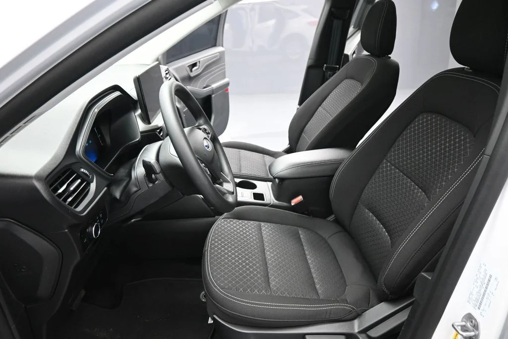 Certified Used 2025 White Ford Active image 9