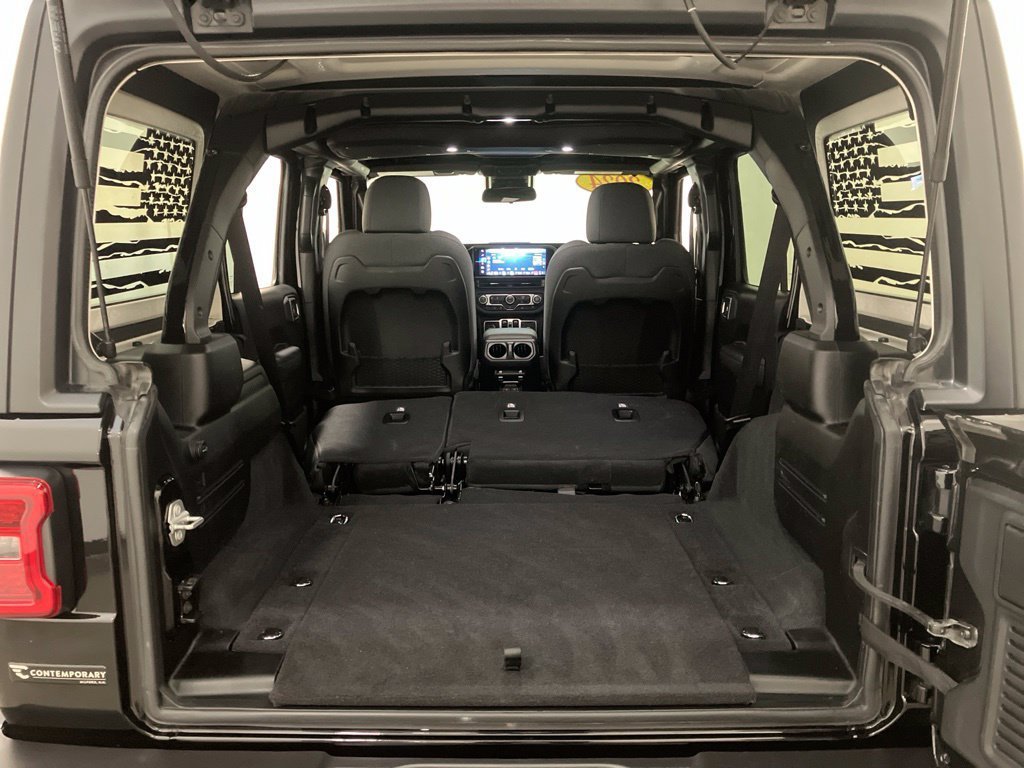 Used 2024 Black Clearcoat Jeep Rubicon image 15