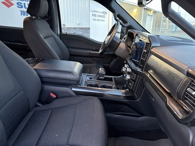 Used 2021 White Ford XLT Sport image 7