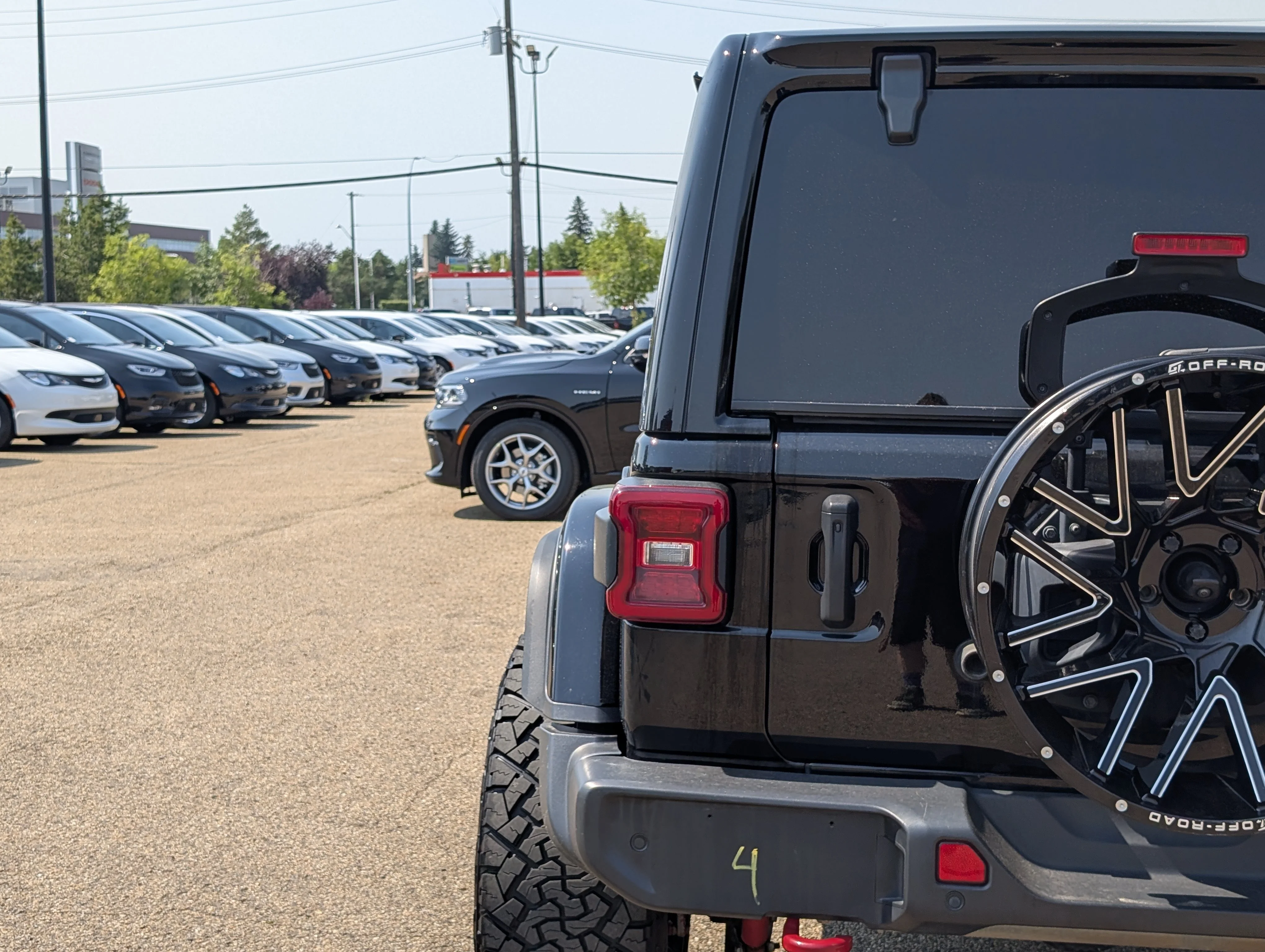 Used 2021 Black Jeep Unlimited Rubicon image 13