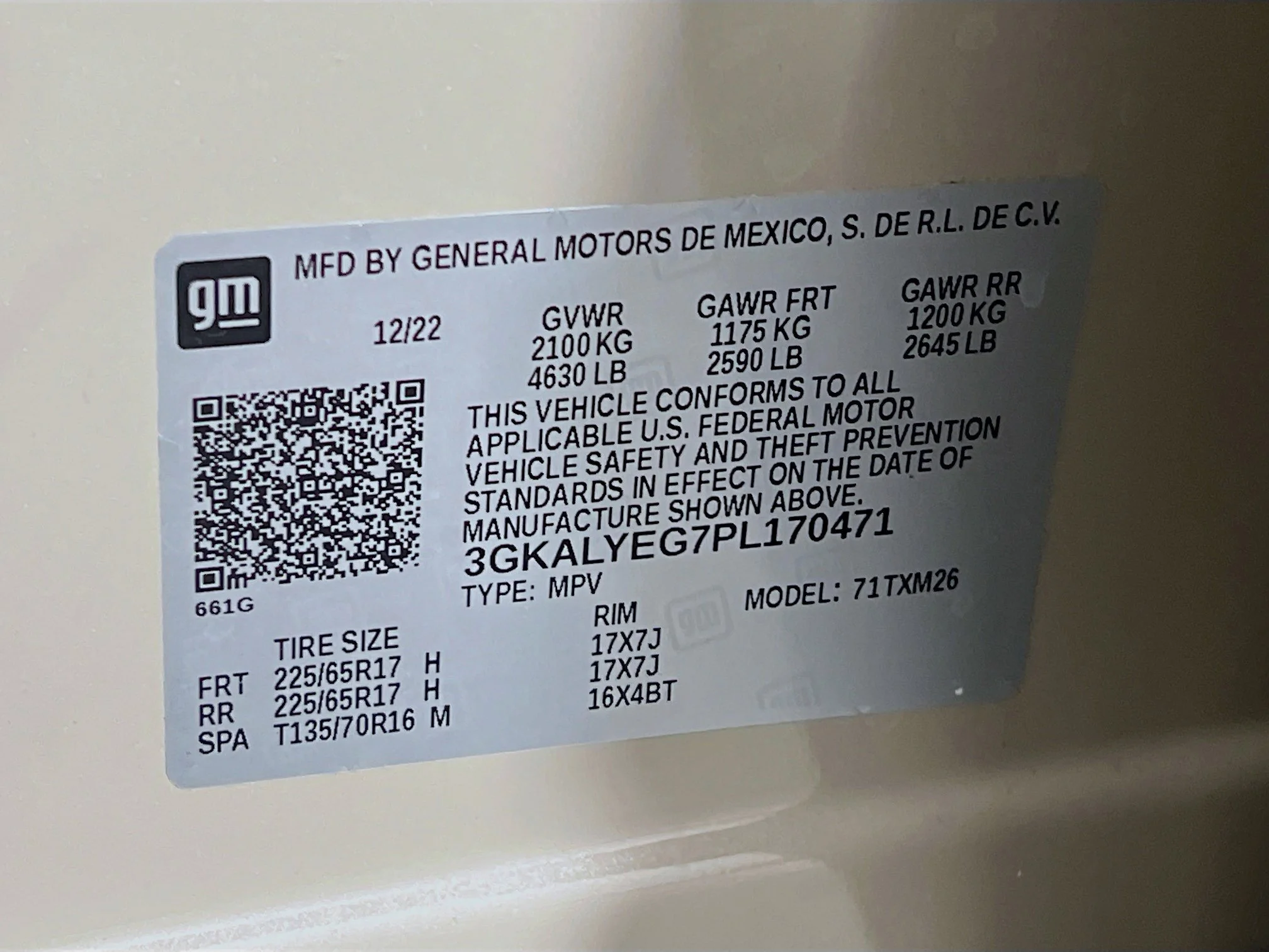 Used 2023 Desert Sand Metallic GMC AT4 image 31
