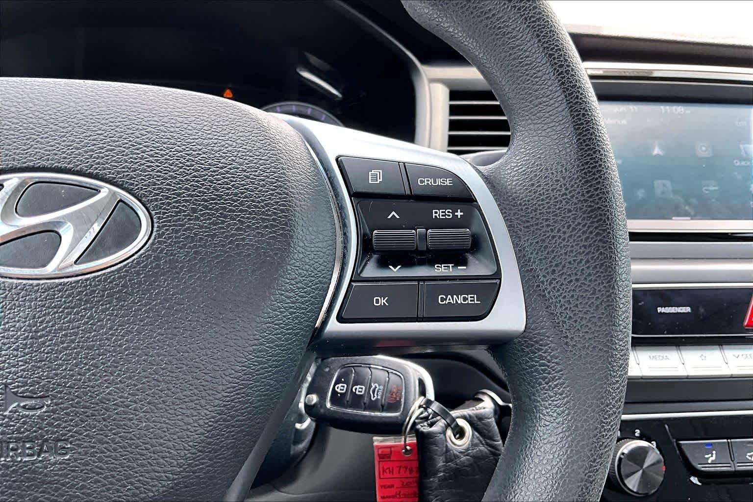 Used 2019 Phantom Black Hyundai SE image 23