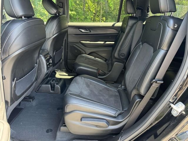 Used 2023 Black Jeep Altitude image 15