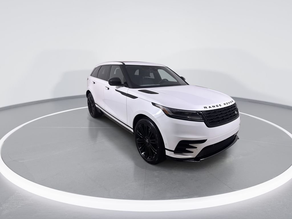 New 2026 Ostuni Pearl White Land Rover P250 Base image 2