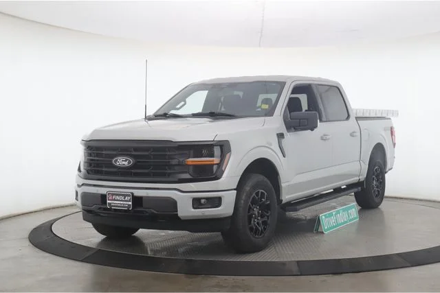 Used 2024 Silver Ford XLT image 10