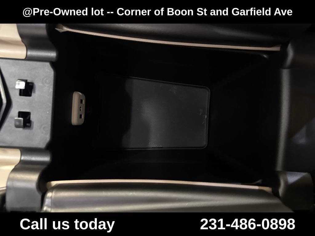 Used 2020 Summit White Buick Premium II image 26