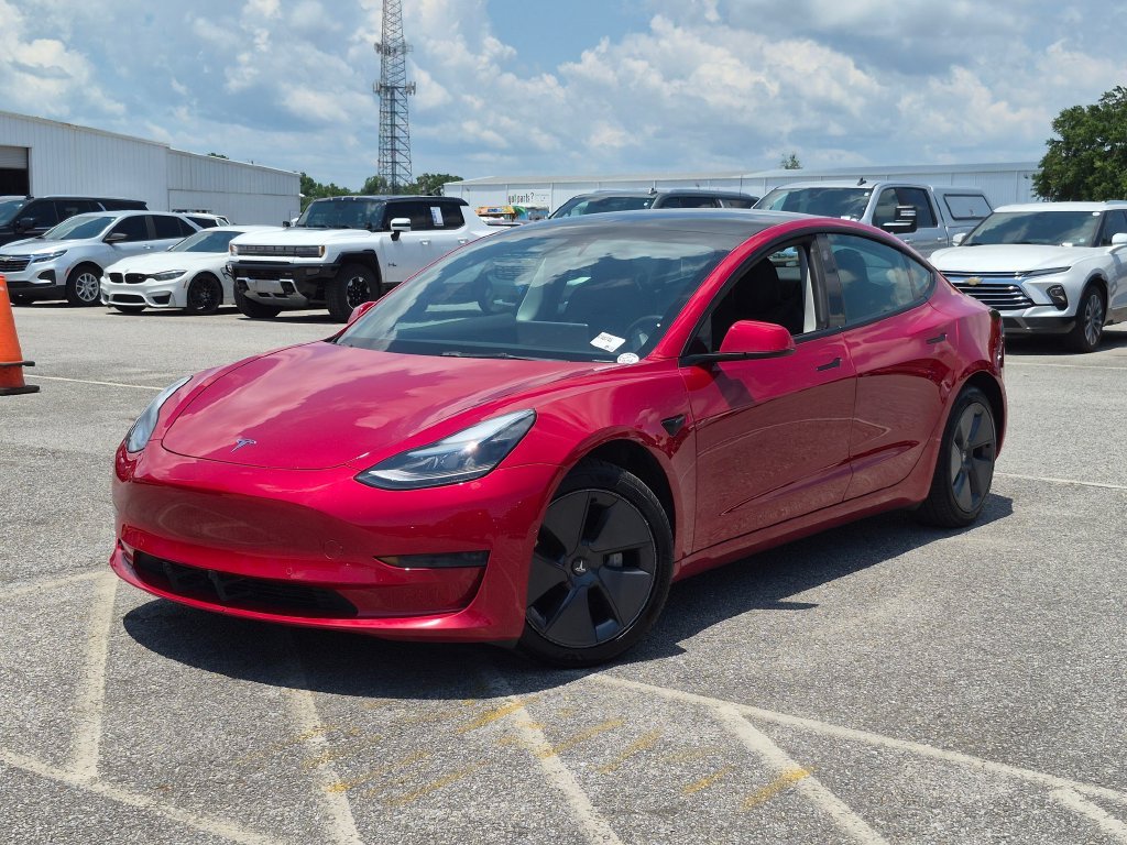 Used 2022 Red Tesla Long Range image 1