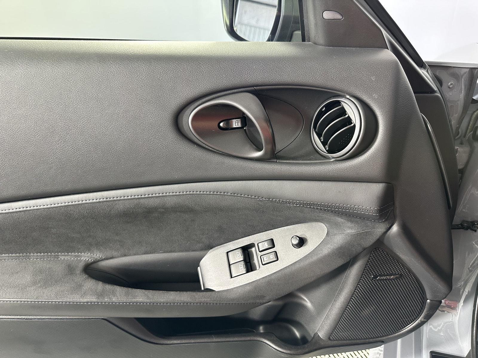 Used 2024 Boulder Gray/Super Black Nissan Performance image 21