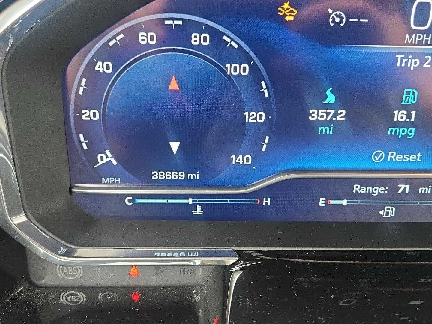 Used 2023 Summit White Chevrolet RST image 7